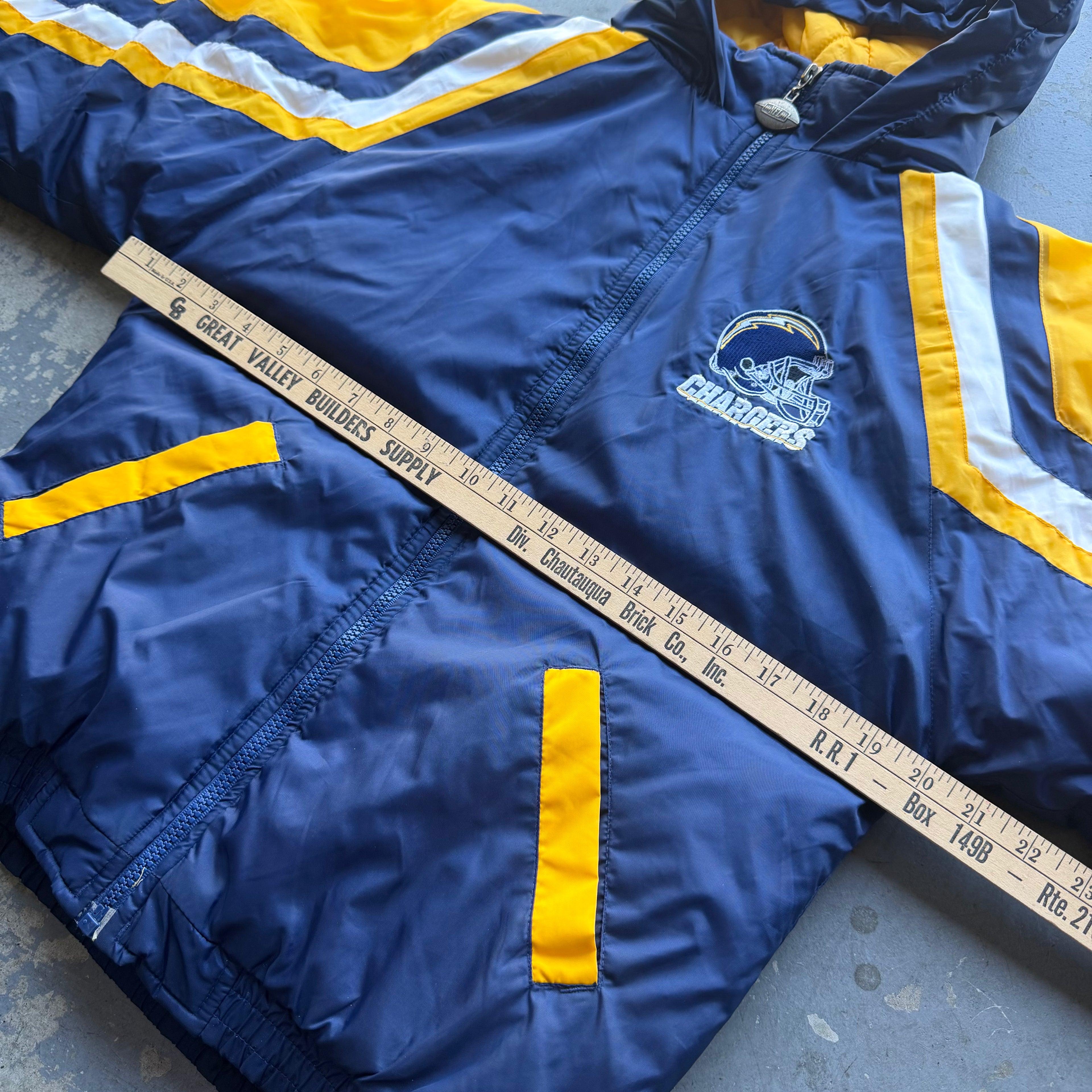 90'S CHARGERS PUFFER NYLON JACKET (XS)