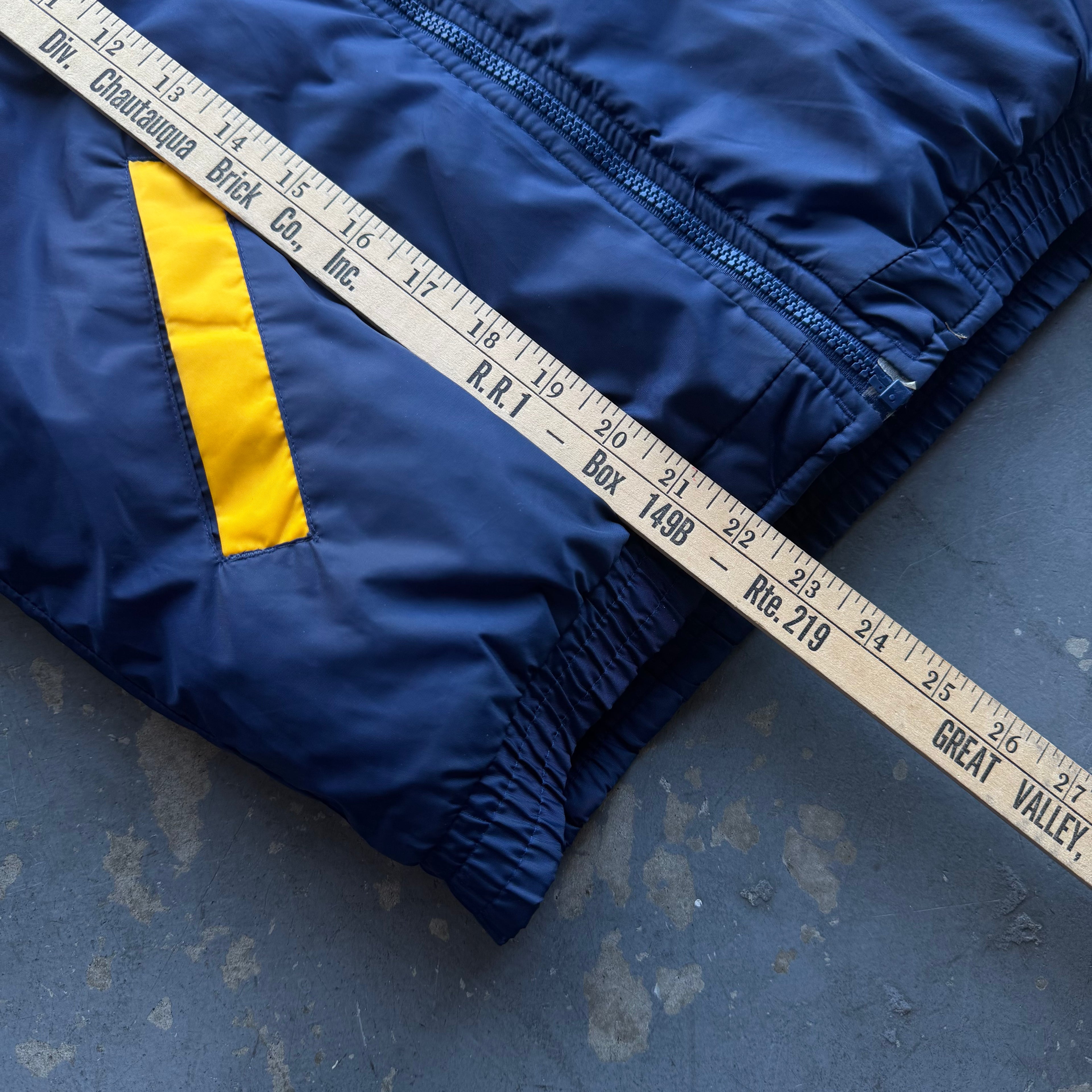 90'S CHARGERS PUFFER NYLON JACKET (XS)
