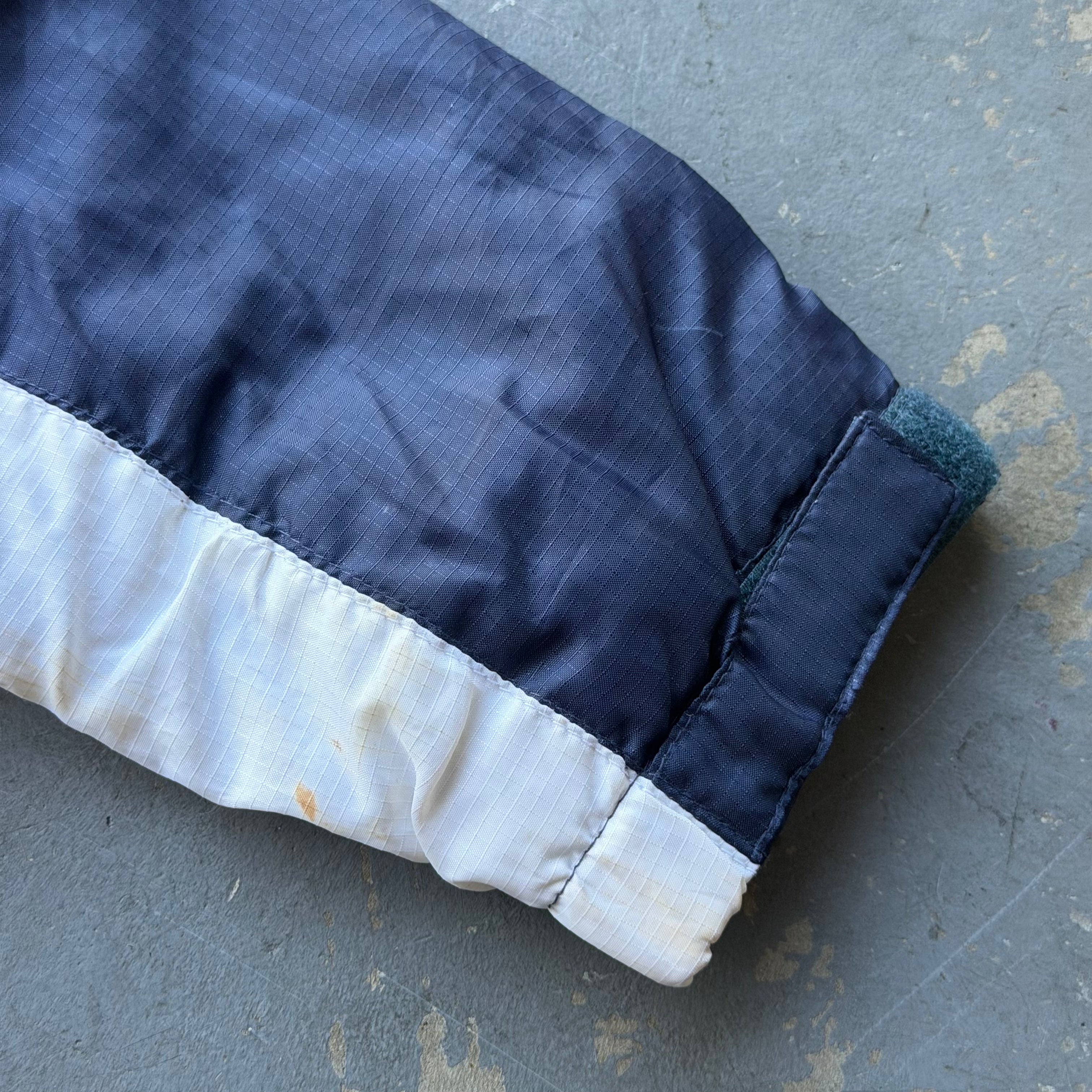 00'S CHARGERS WOMEN'S NYLON ZIP UP JACKET (M)