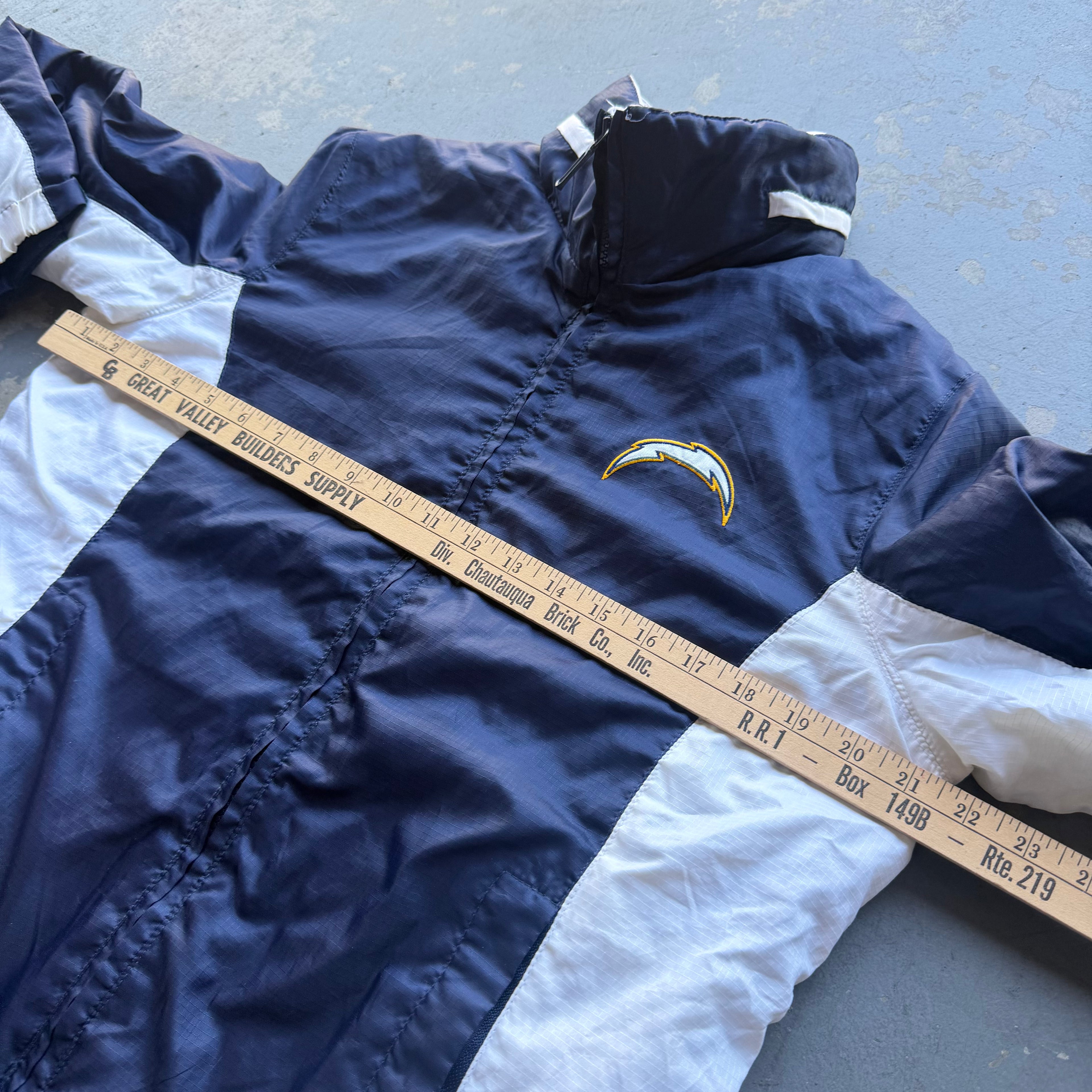 00'S CHARGERS WOMEN'S NYLON ZIP UP JACKET (M)