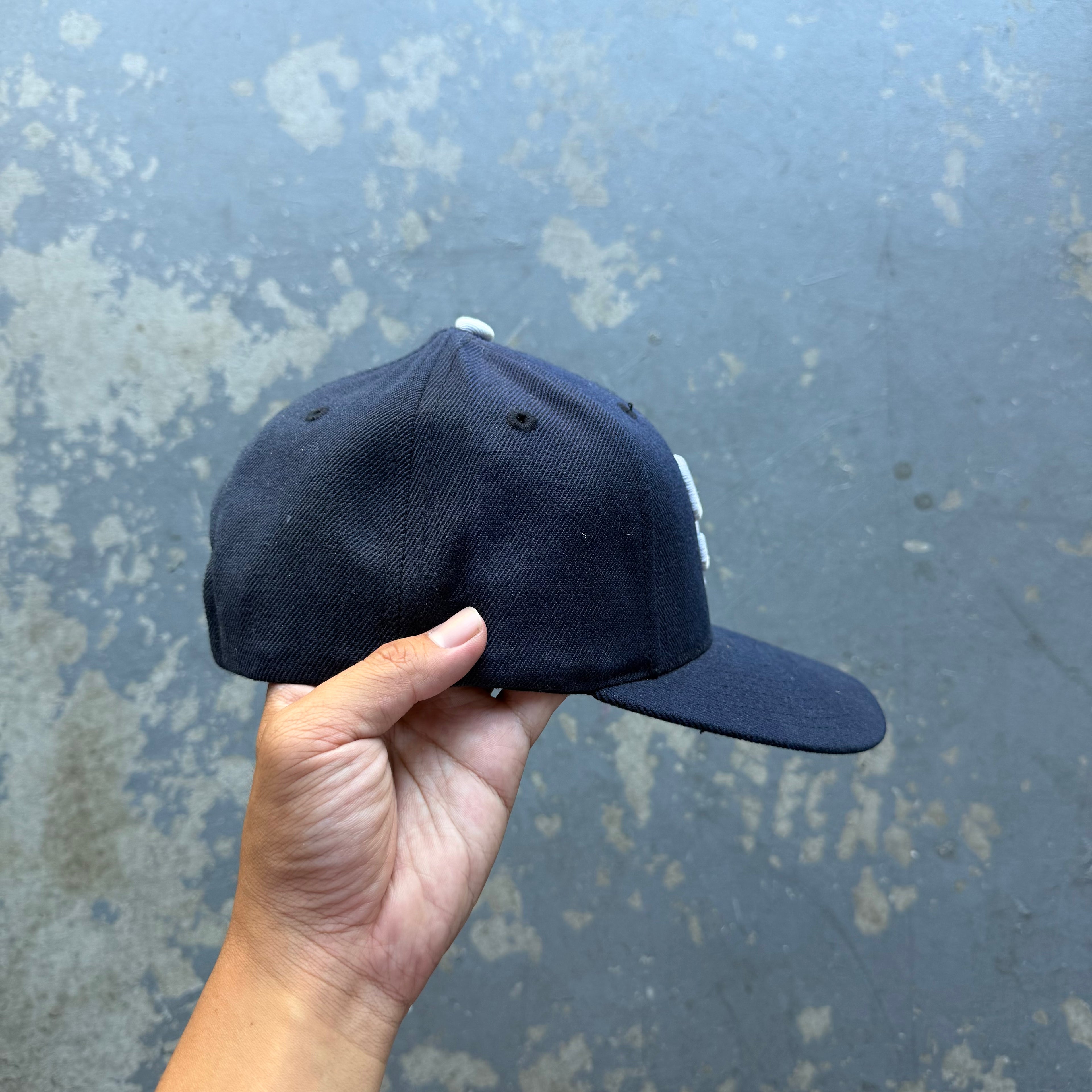 90'S PADRES NAVY BLUE LOGO ATHLETIC SD HAT (OS)