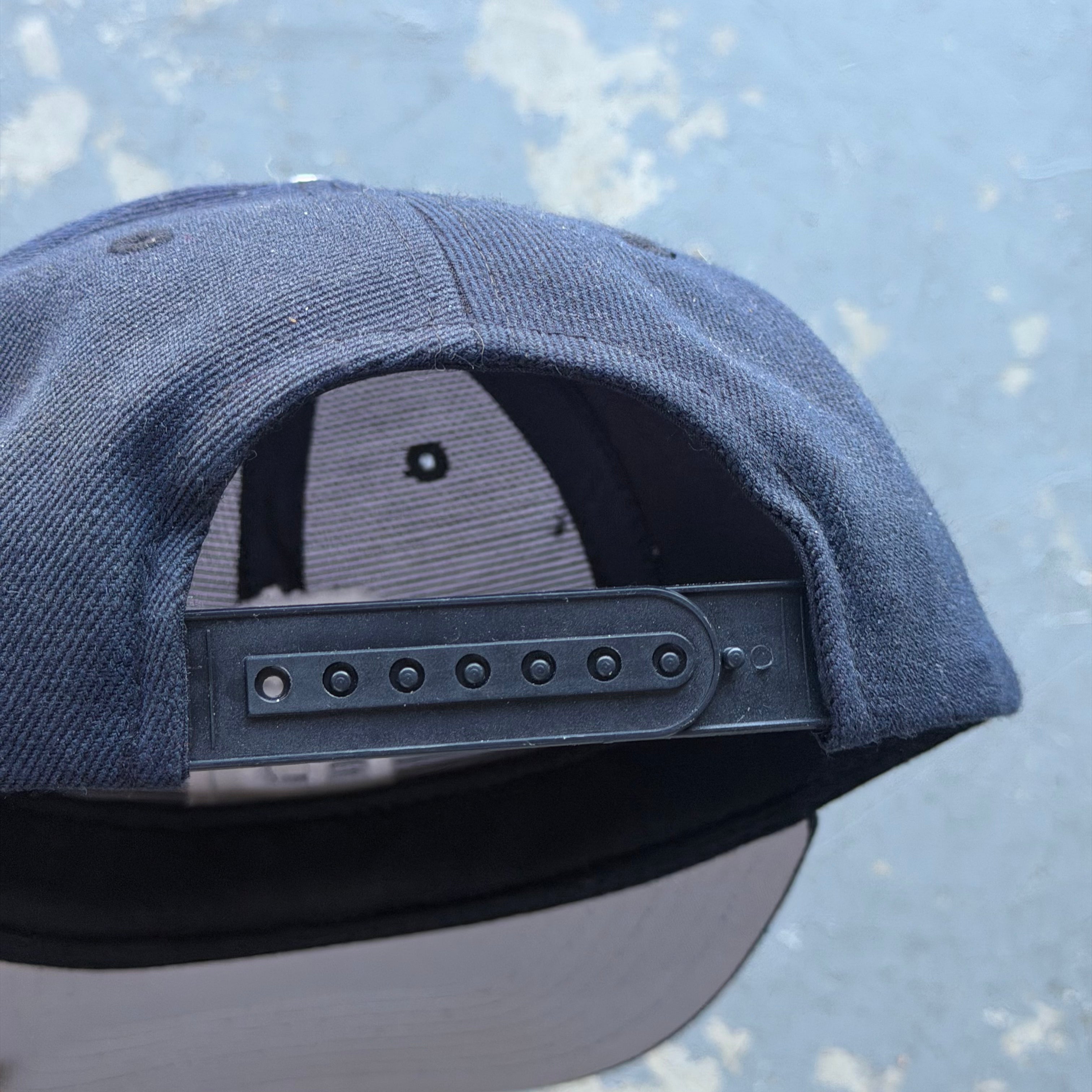 90'S PADRES NAVY BLUE LOGO ATHLETIC SD HAT (OS)